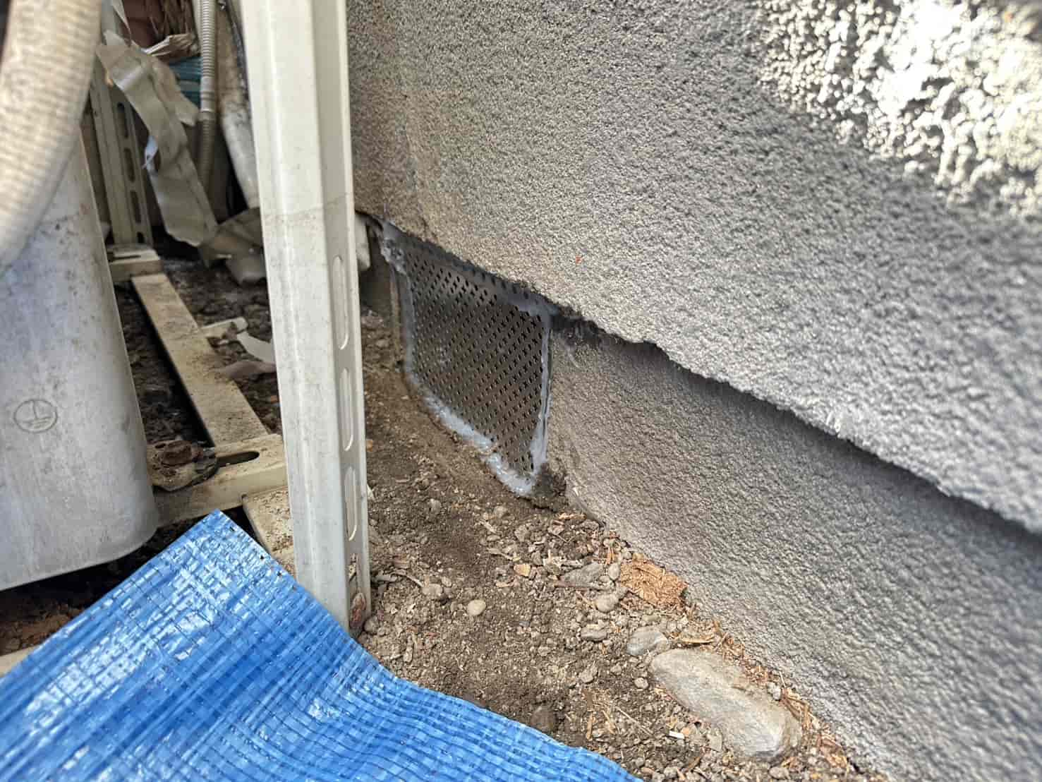 岡山市北区｜天袋のかじり跡が語る「屋内定住」の危機。点検口新設と精密封鎖でネズミの動線を根絶した即日防除録